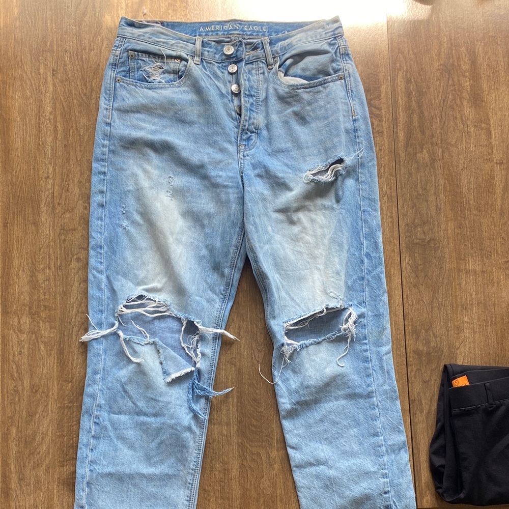 American Eagle Outfitters Women's Ripped Light Blue Boyfriend Jeans